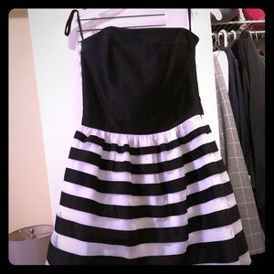 Black and white strapless dress